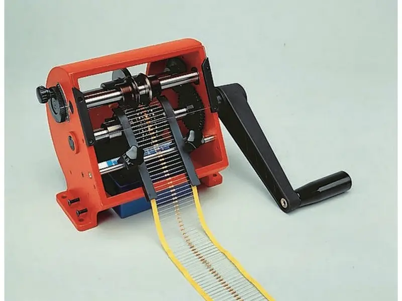 Komponentbearbejdnings maskine Superform/A0,4-1,3mm
